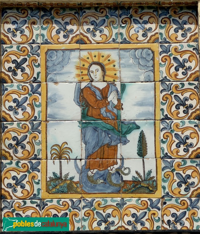 Taradell - Plafó ceràmic de la Puríssima (segle XVIII) (Foto: Albert Esteves, 2026) Taradell - Plafó ceràmic de la Puríssima (segle XVIII)