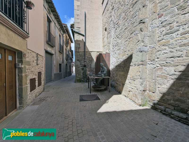Sant Julià de Vilatorta - Monument als terrissers de Catalunya (Foto: Albert Esteves, 2026) Sant Julià de Vilatorta - Monument als terrissers de Catalunya