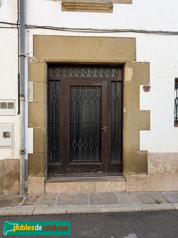 Sant Julià de Vilatorta - Carrer Montseny. Llinda de 1794 (Foto: Albert Esteves, 2026) Sant Julià de Vilatorta - Carrer Montseny. Llinda de 1794