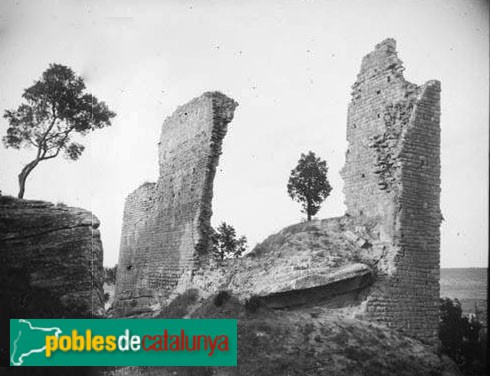 Sant Julià de Vilatorta - Castell de Bellpuig (Foto: Joaquim Bordons -Arxiu Centre Excursionista de Catalunya-, 1912) Sant Julià de Vilatorta - Castell de Bellpuig