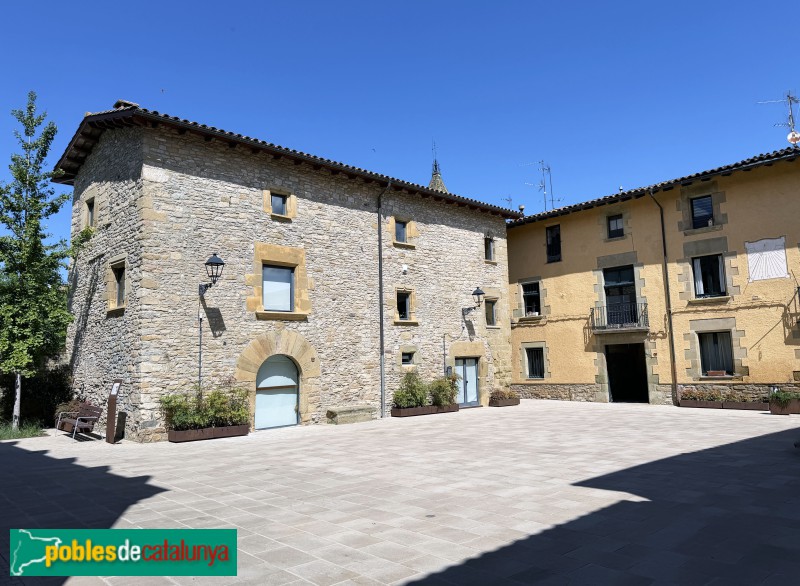 Sant Julià de Vilatorta - Plaça Major