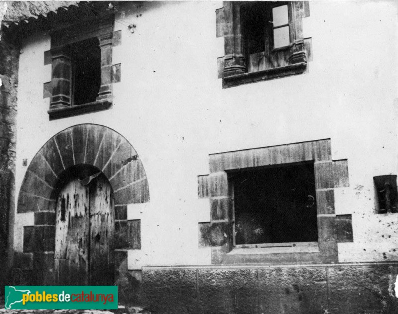 Sant Julià de Vilatorta - Cal Vicari (Foto: Antoni Gallardo -Arxiu Fotogràfic Centre Excursionista de Catalunya, 1924) Sant Julià de Vilatorta - Cal Vicari