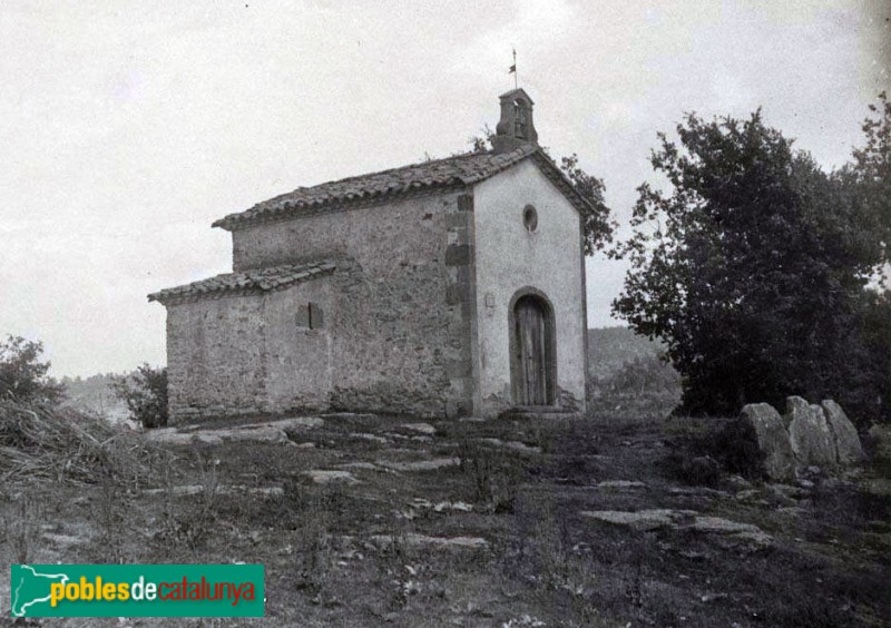 Sant Julià de Vilatorta - Capella de Sant Roc (Foto: Enric Sellarès - Arxiu Centre Excursionista de Catalunya-, c1925) Sant Julià de Vilatorta - Capella de Sant Roc