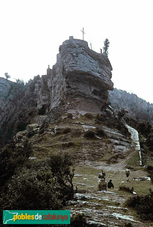 Canet d'Adri - Santuari de Santa Maria de Rocacorba (Foto: <i>Camil José Guiu -Arxiu Fotogràfic Centre Excursionista de Catalunya-</i>, 1971) Canet d'Adri - Santuari de Santa Maria de Rocacorba
