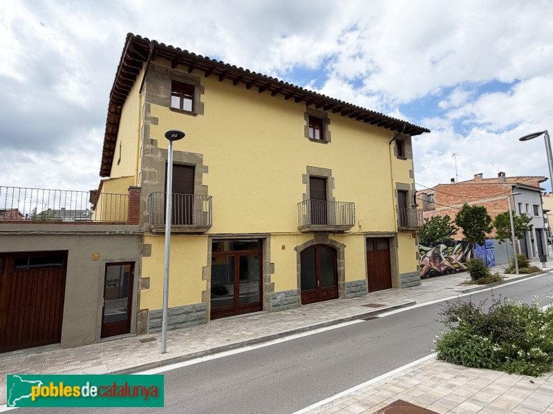Calldetenes - Casa al carrer Gran, 58