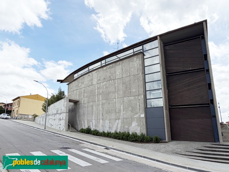 Balenyà - Centre Cívic d'Hostalets de Balenyà (La Pista)