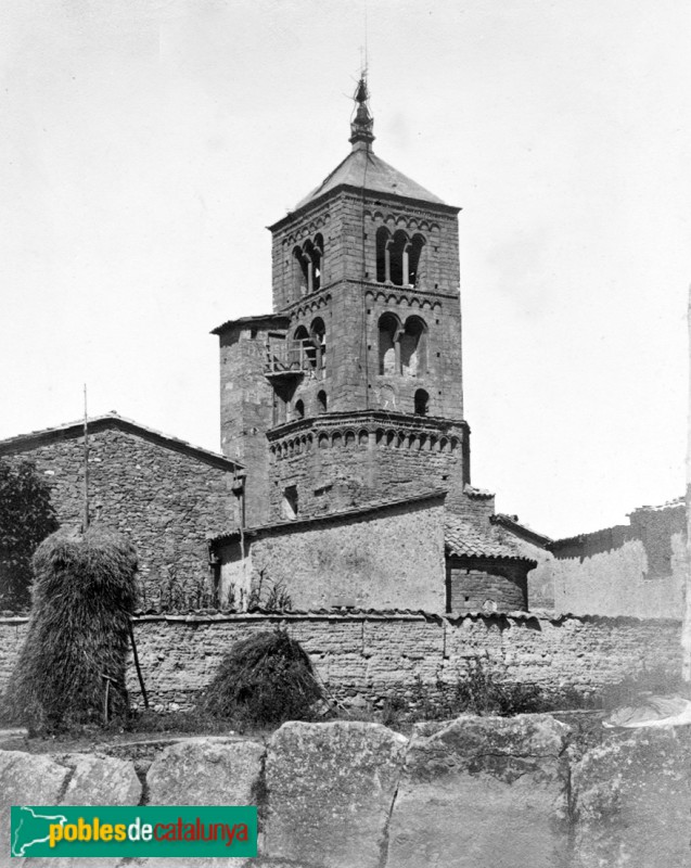 Santa Eugènia de Berga - Església de Santa Eugènia (Foto: Josep Balcells - Arxiu Fotogràfic de Barcelona-, 1903) Santa Eugènia de Berga - Església de Santa Eugènia