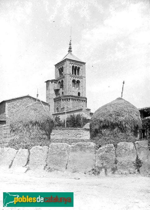 Santa Eugènia de Berga - Església de Santa Eugènia (Foto: Josep Massot -Arxiu Fotogràfic Centre Excursionista de Catalunya-, 1909) Santa Eugènia de Berga - Església de Santa Eugènia