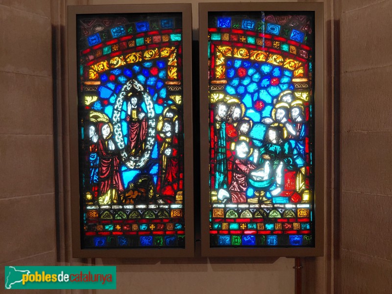 Barcelona - Santa Maria del Mar. Vitrall Ascensió de Crist i el Lavatori dels Apòstols S. XIV