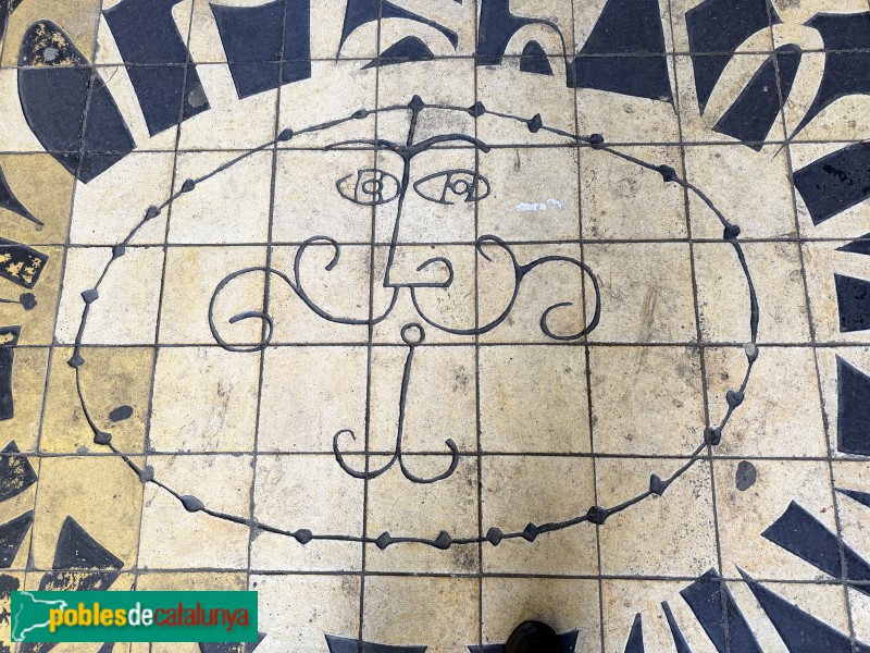 Barcelona - Mosaic del carrer Muntaner