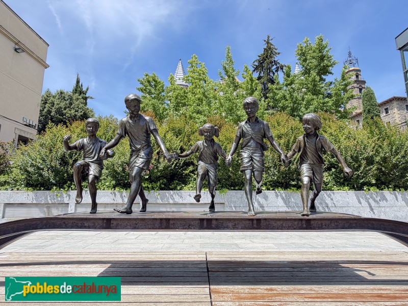 Manlleu - Escultura <i>La il·lustració de la llum del món</i> (Foto: Albert Esteves, 2026) Manlleu - Escultura <i>La il·lustració de la llum del món</i>