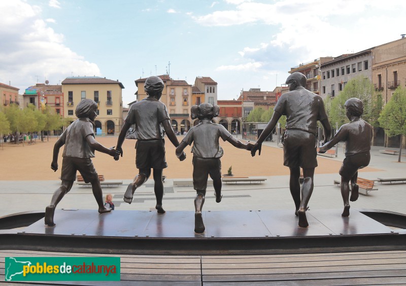 Manlleu - Escultura <i>La il·lustració de la llum del món</i> (Foto: Albert Esteves, 2023) Manlleu - Escultura <i>La il·lustració de la llum del món</i>