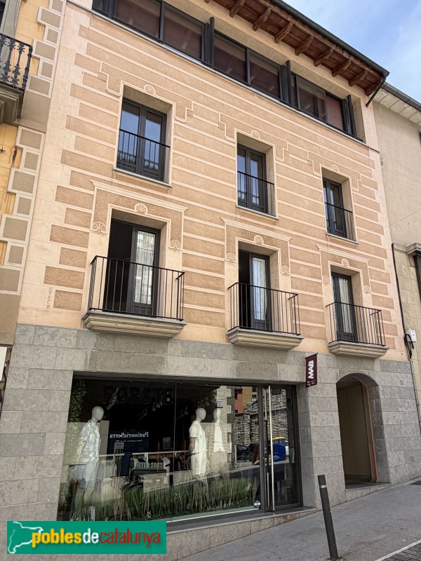 Carrer del Pont, 4 (Foto: Albert Esteves, 2026) Carrer del Pont, 4