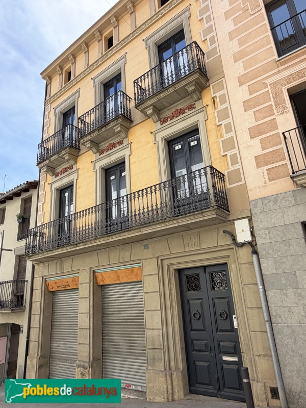 Carrer del Pont, 6 (Foto: Albert Esteves, 2026) Carrer del Pont, 6