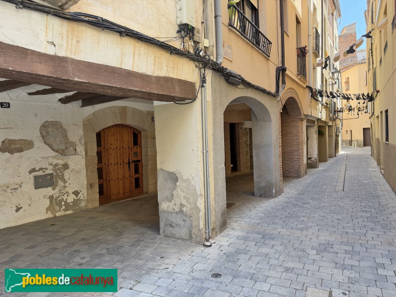 Falset - Carrer de Dalt (Foto: Albert Esteves, 2026) Falset - Carrer de Dalt