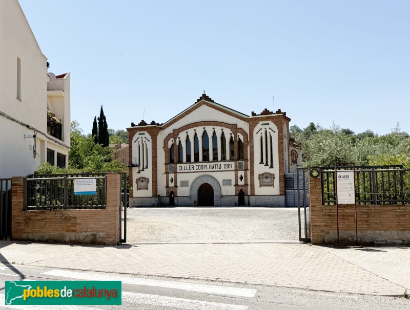 Falset - Celler cooperatiu (Foto: Albert Esteves, 2026) Falset - Celler cooperatiu