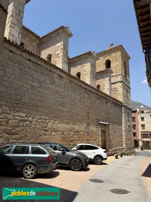 Cornudella de Montsant - Església de Santa Maria (Foto: Albert Esteves, 2026) Cornudella de Montsant - Església de Santa Maria