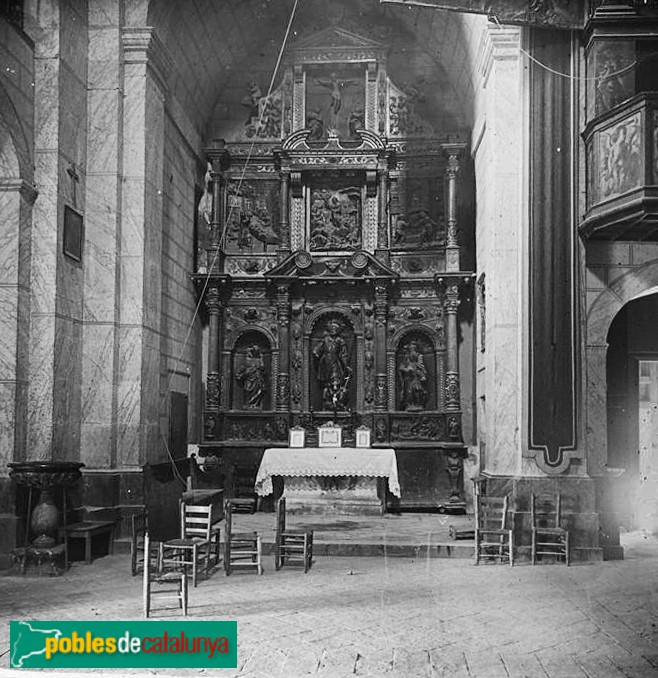 Cornudella de Montsant - Església de Santa Maria. Altar de Sant Isidre (Foto: <i>Josep Salvany -Fons Salvany. Biblioteca de Catalunya-</i>, 1923) Cornudella de Montsant - Església de Santa Maria. Altar de Sant Isidre