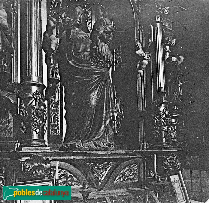 Cornudella de Montsant - Església de Santa Maria. Verge del Portal (Foto: <i>Josep Salvany -Fons Salvany. Biblioteca de Catalunya-</i>, 1923) Cornudella de Montsant - Església de Santa Maria. Verge del Portal