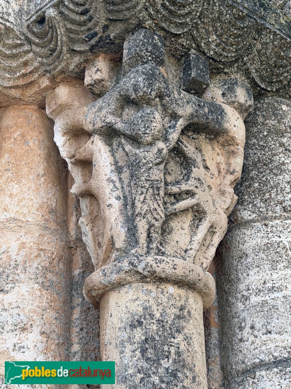 Cornudella de Montsant - Església de Santa Maria de Siurana. Portada