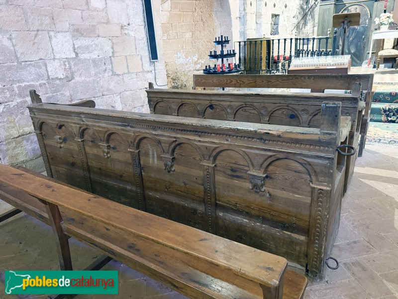 Cornudella de Montsant - Església de Santa Maria de Siurana. Bancs renaixentistes (Foto: Albert Esteves, 2026) Cornudella de Montsant - Església de Santa Maria de Siurana. Bancs renaixentistes