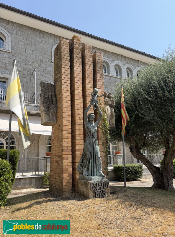 Les Masies de Roda - Monument a l'Estaut de Sau
