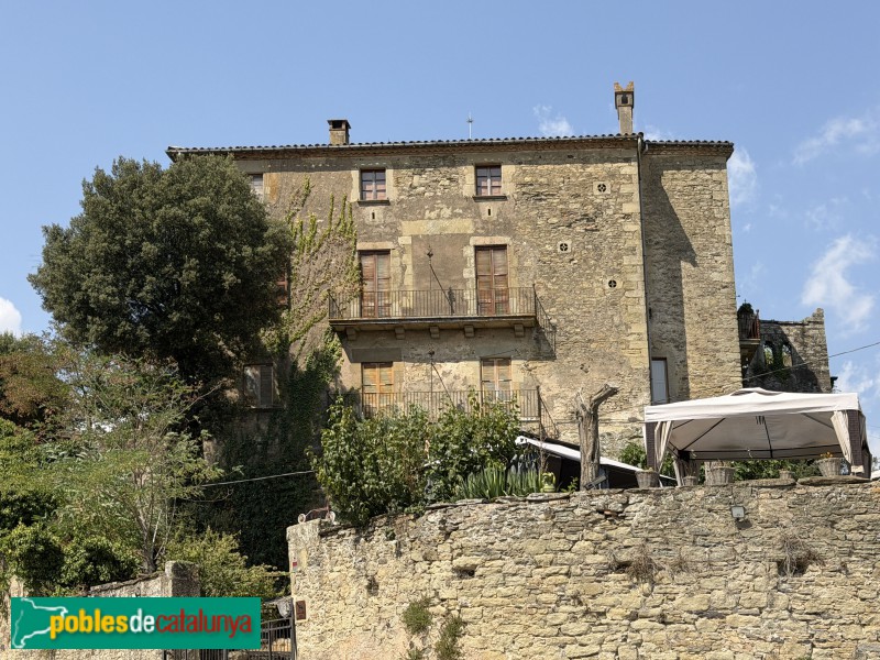 Tavèrnoles - Castell de Savassona (Foto: Albert Esteves, 2026) Tavèrnoles - Castell de Savassona