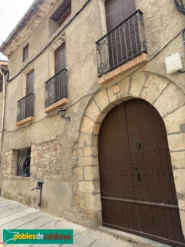 La Vilella Alta - Carrer Major. Cal Simó