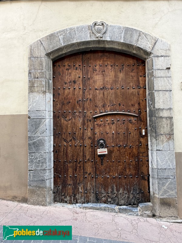 Poboleda - Portal de 1796 (Foto: Albert Esteves, 2026) Poboleda - Portal de 1796