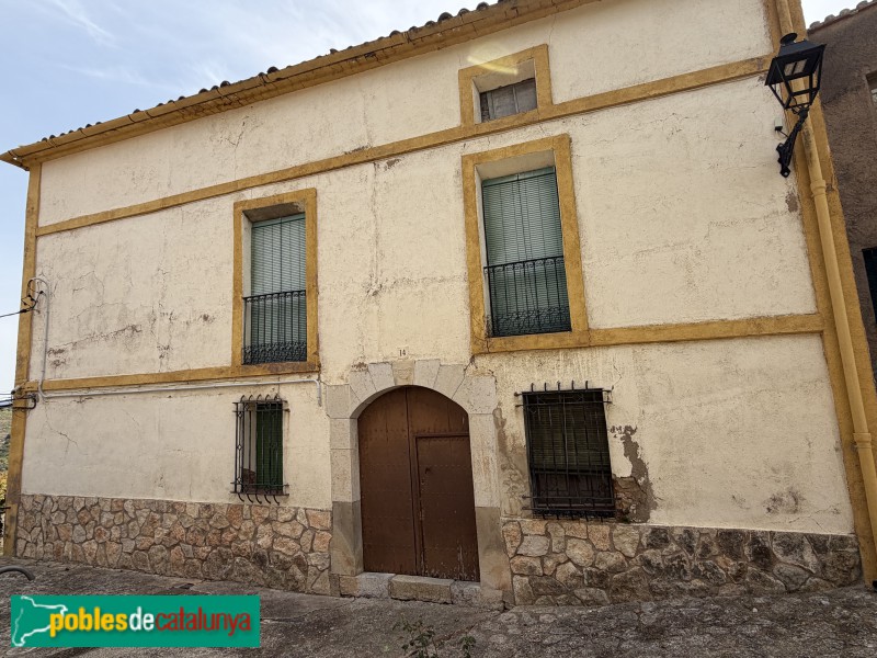El Lloar - Cal Pinyol
