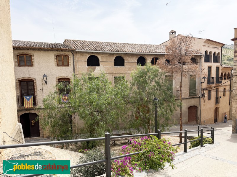 La Vilella Baixa - Plaça de l'Església, 2