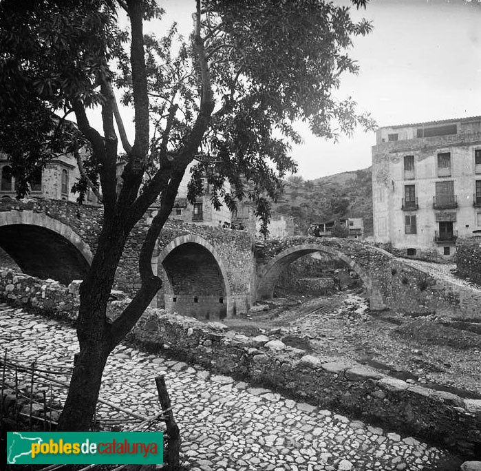 La Vilella Baixa - Els Ponts (Foto: <i>Josep Salvany -Fons Salvany. Biblioteca de Catalunya-</i>, 1921) La Vilella Baixa - Els Ponts
