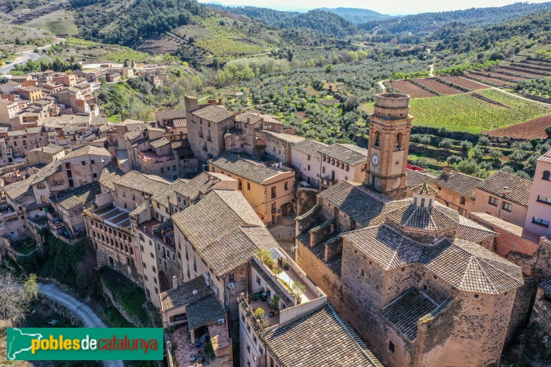 La Vilella Baixa - Església de Sant Joan Baptista (Foto: Francesc Vidal-Barraquer, 2021) La Vilella Baixa - Església de Sant Joan Baptista