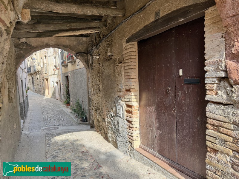 Gratallops - Porxo del carrer Major