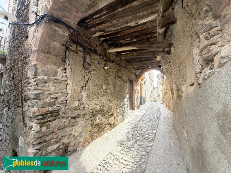 Gratallops - Porxo del carrer Major