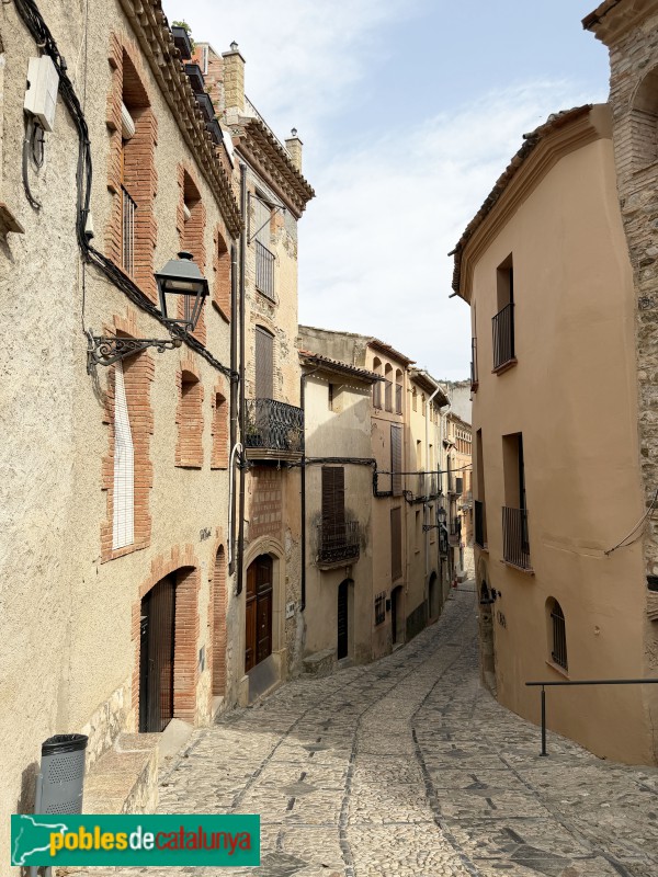 Torroja del Priorat - Carrer Major