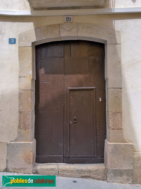 El Masroig - Portal de la dècada de 1870 (Foto: Albert Esteves, 2026) El Masroig - Portal de la dècada de 1870