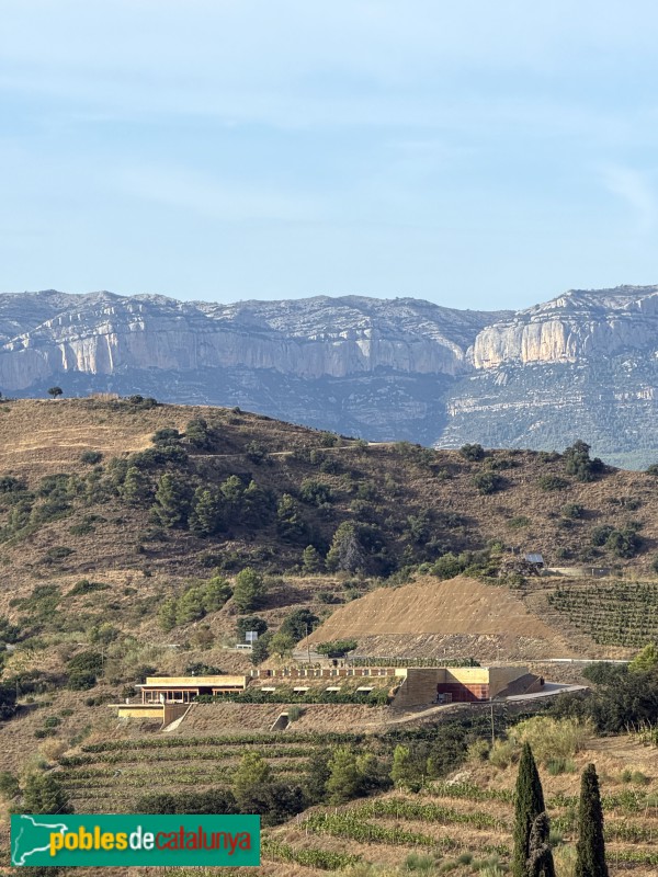 Gratallops - Bodega Trossos del Priorat (Foto: Albert Esteves, 2026) Gratallops - Bodega Trossos del Priorat