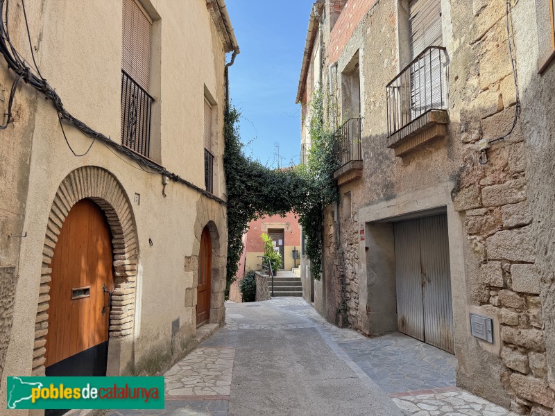 Pradell de la Teixeta - Carrer Major