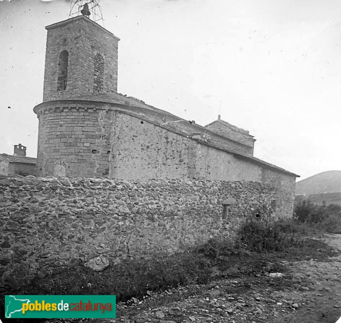 Isòvol - Església de Santa Maria (Foto: <i>Josep Salvany - Fons Salvany. Biblioteca de Catalunya-</i>, 1923) Isòvol - Església de Santa Maria