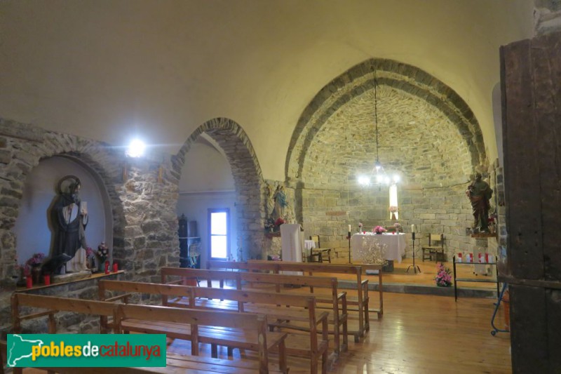 Isòvol - Església de Sant Pere d'Olopte (Foto: <i>Fortià Arquitectes -invarquit.gencat.cat-</i>, 2022) Isòvol - Església de Sant Pere d'Olopte