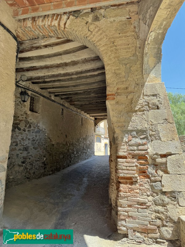Porrera - El Perxe, sota l'antic Casino