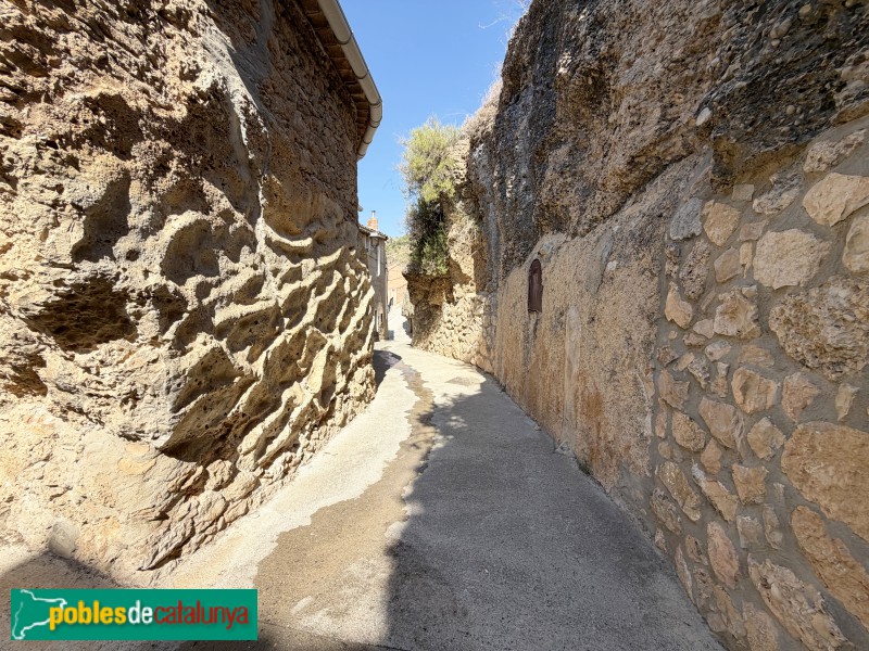 Margalef - Carrer dels Molins (Foto: Albert Esteves, 2026) Margalef - Carrer dels Molins