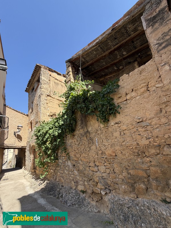Margalef - Carrer dels Molins (Foto: Albert Esteves, 2026) Margalef - Carrer dels Molins