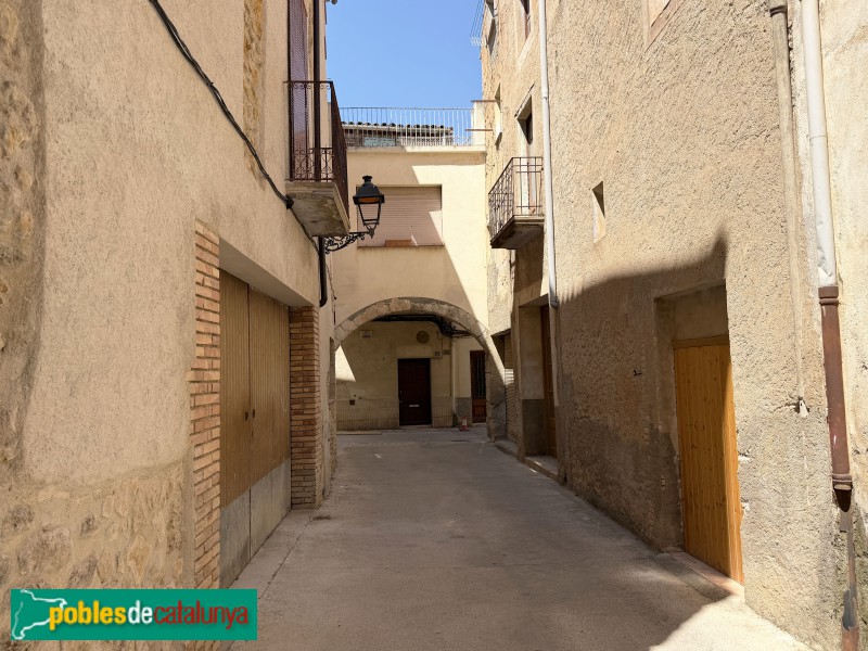 Cabacés - Perxe del carrer Major