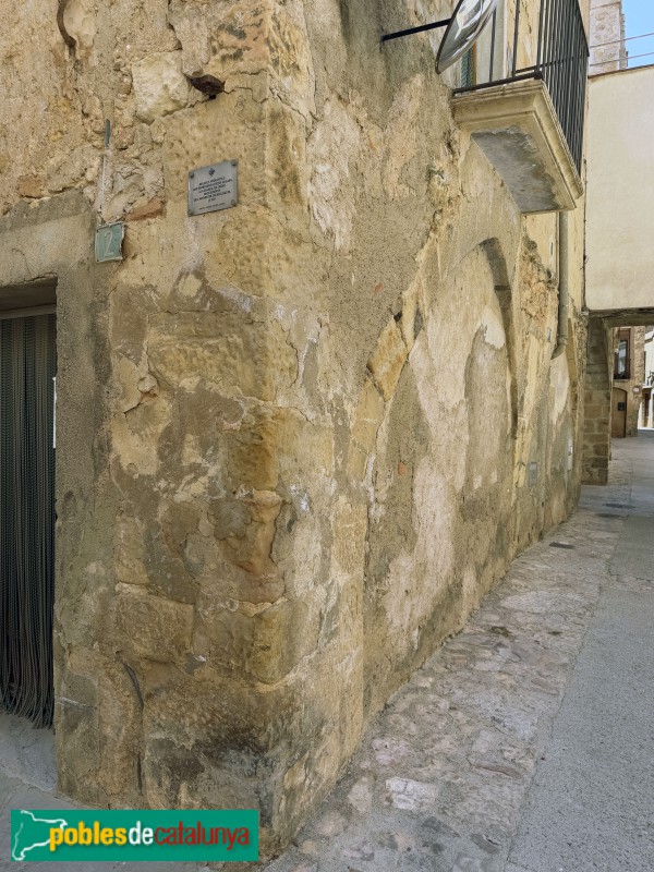 Cabacés - Carrer Major (Foto: Albert Esteves, 2026) Cabacés - Carrer Major