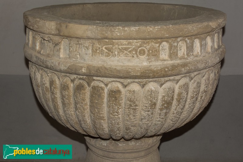 Barbens - Església de Santa Maria. Pica baptismal procedent del Bullidor (Foto: Ramon Oromí, 2018) Barbens - Església de Santa Maria. Pica baptismal procedent del Bullidor