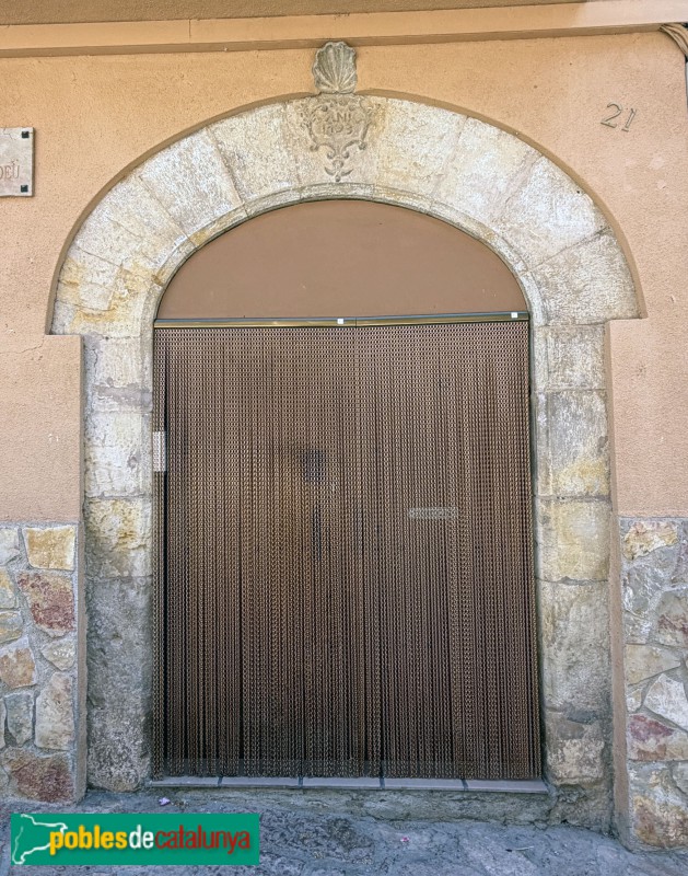 Cabacés - Portal de 1793 (Foto: Albert Esteves, 2026) Cabacés - Portal de 1793