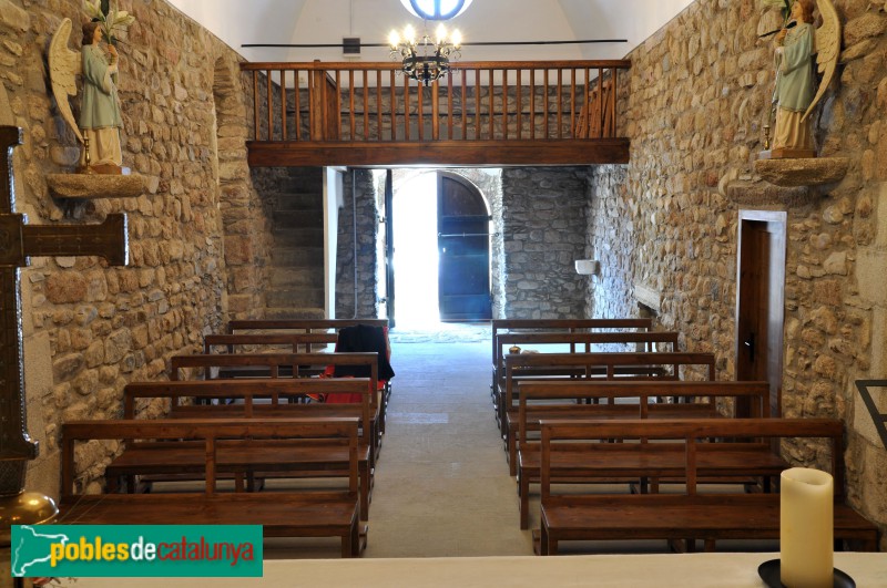 Guils de Cerdanya - Església de Sant Vicenç de Saneja (Foto: <i>Jordi Contijoch -invarquit.cultura.gencat.cat-</i>, 2010) Guils de Cerdanya - Església de Sant Vicenç de Saneja