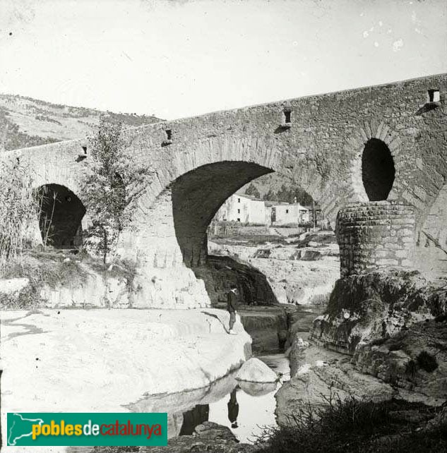 Sant Martí de Centelles - Pont de l'Abella (Foto: <i>Anònima -Arxiu Fotogràfic Centre Excursionista de Catalunya-</i>, 1895-1925) Sant Martí de Centelles - Pont de l'Abella